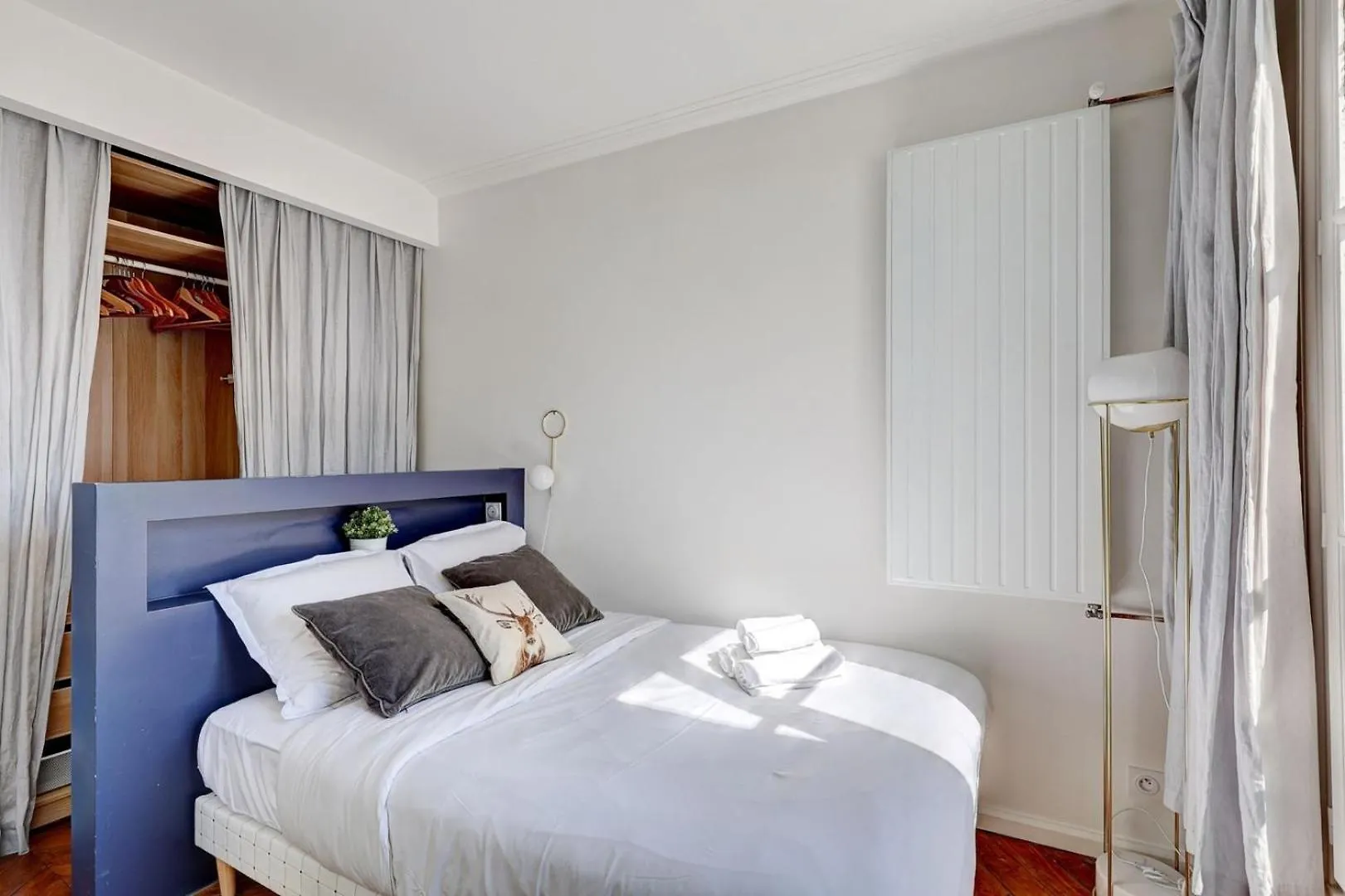 Bnbnook - Bright 1Br - Bastille & Place Des Vosges Paris 0*,  France